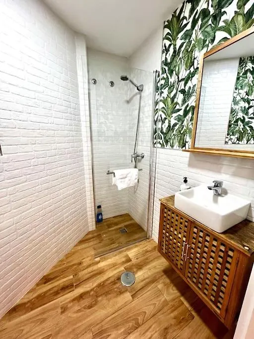 Apartmán New Fantastic Duplex With Terrace Màlaga