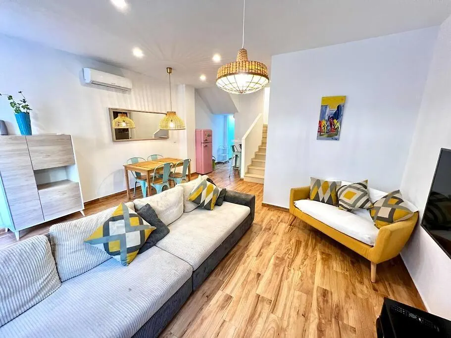 Apartmán New Fantastic Duplex With Terrace Màlaga