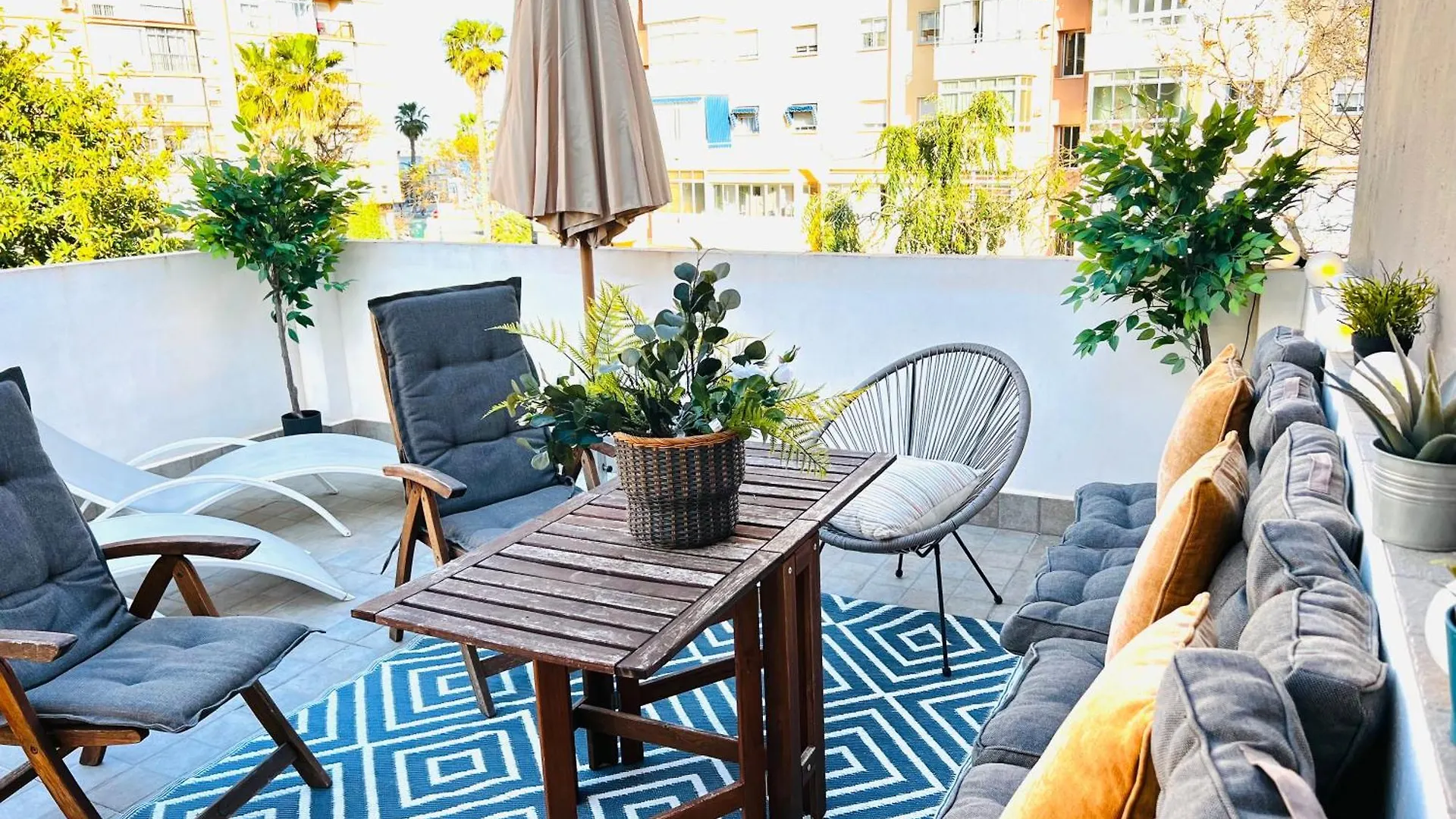 Apartmán New Fantastic Duplex With Terrace Màlaga Španělsko